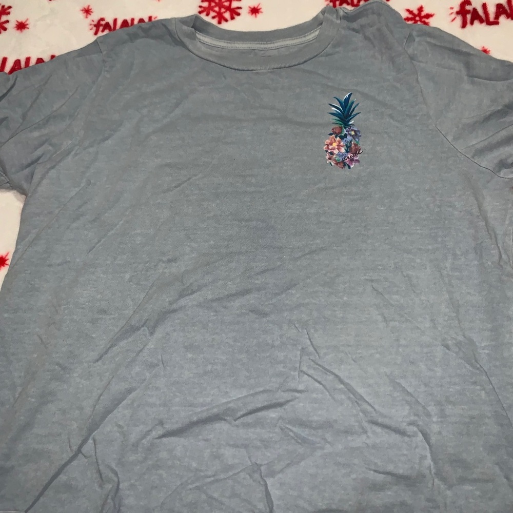 O’neill pineapple tee shirt
